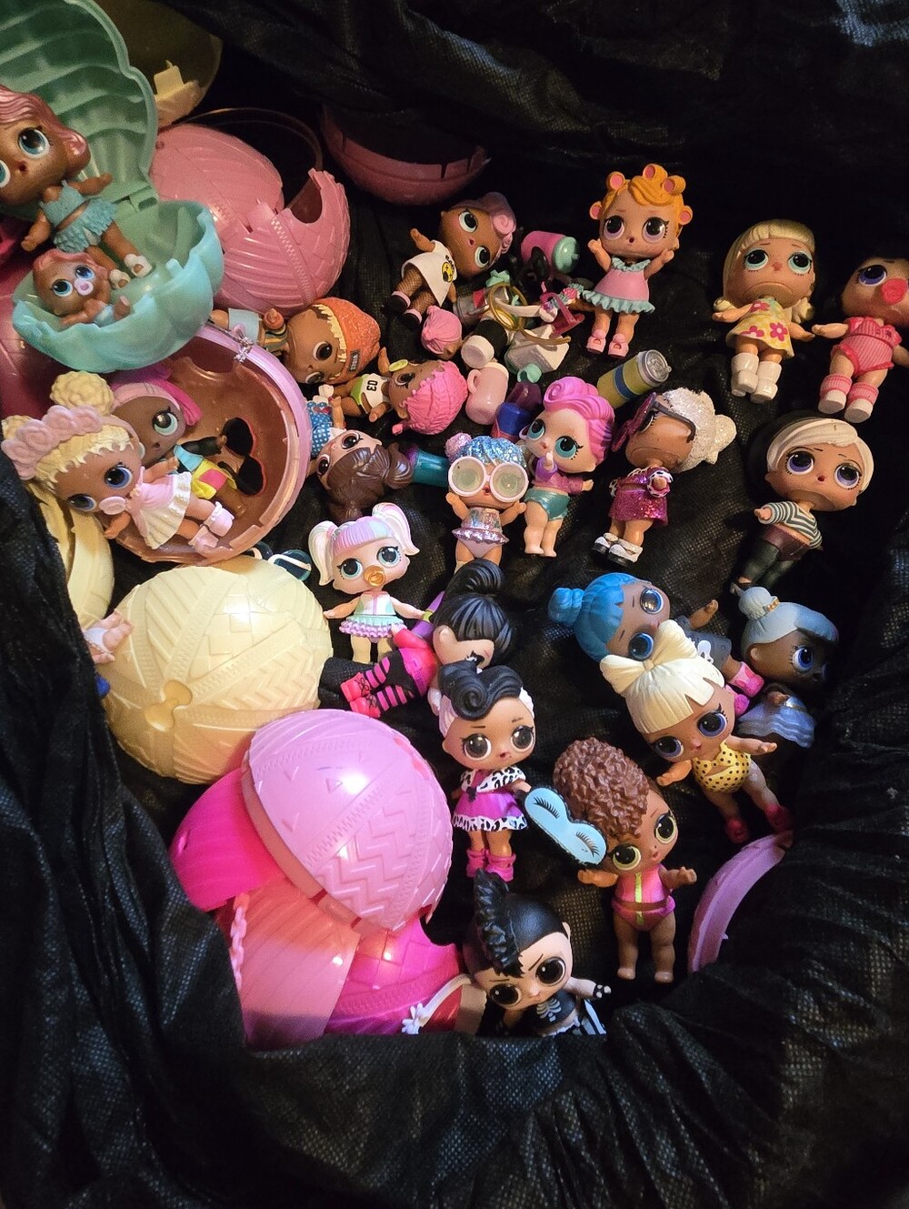 L.O.L. Surprise! Collectible Dolls Lot Of 22